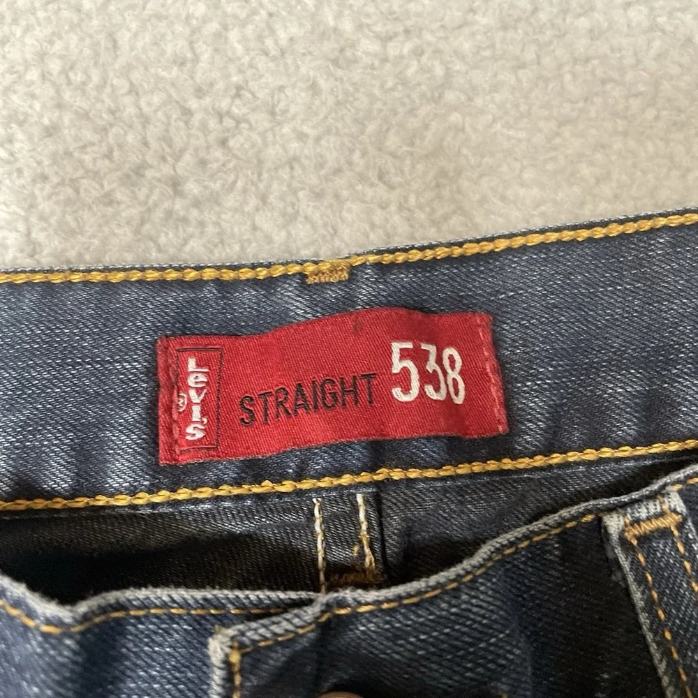 Levis 538 Straight Jeans Mens 30x32 Blue Medium Wash Denim Regular 500 Series